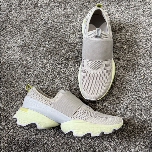 Sorel Tennis Shoes - Picture 1 of 3